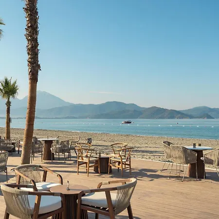 Liberty Signa מלון 5*