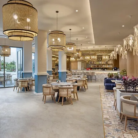 Liberty Signa מלון