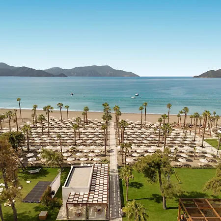 מלון Liberty Signa